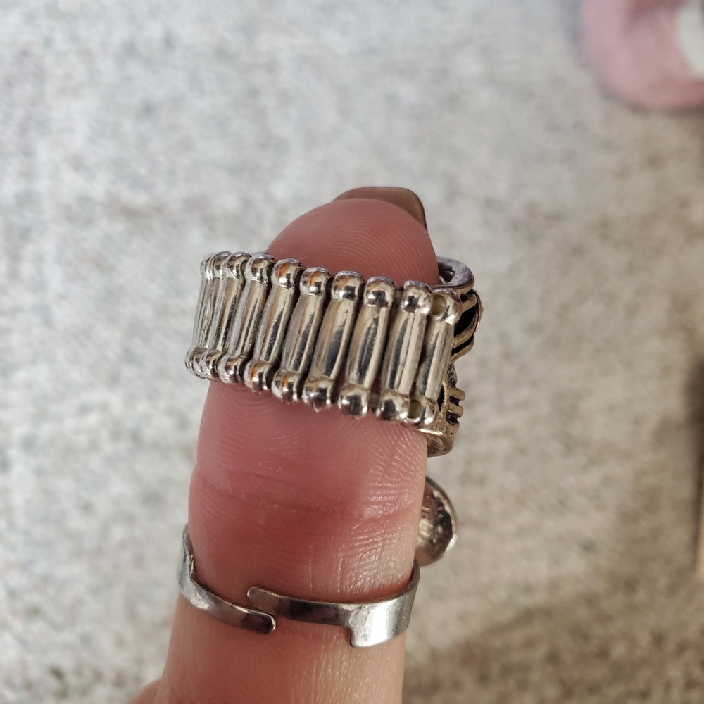 2 Paparazzi Rings - Picture 5 of 5